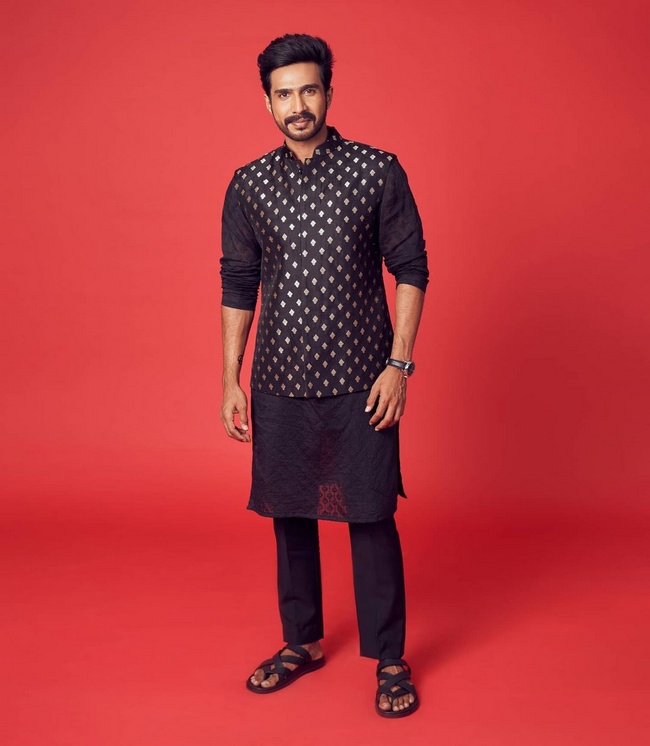 Actor Vishal vishnu Spotted at Airport in Hyderbad Actor Vishal vishnu Spotted at Airport in Hyderbad